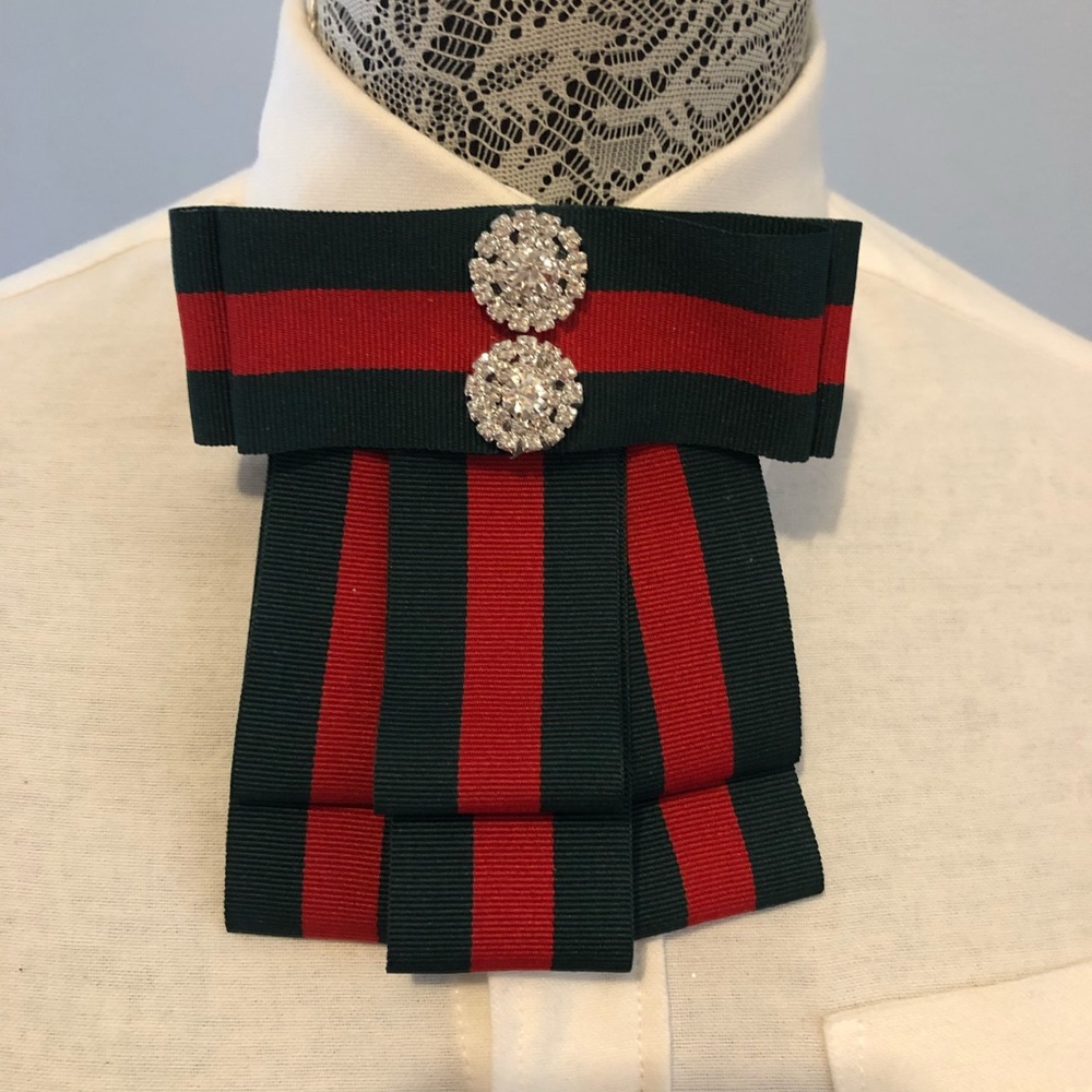 Designer Inspired Women’s Tie with Brooch